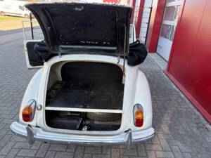 Bild 18/22 von Morris Minor 1000 (1968)