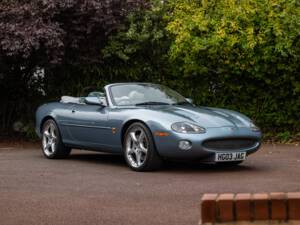 Image 1/8 of Jaguar XKR (2003)