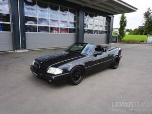 Image 1/49 of Mercedes-Benz 500 SL (1992)