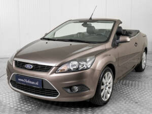 Image 15/50 of Ford Focus CC 2.0 (2008)