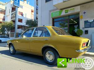 Image 3/10 of Opel Kadett 1,0 (1974)