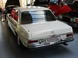 Bild 6/34 von Mercedes-Benz 280 SE (1971)