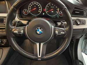 Image 5/47 of BMW M5 (2016)