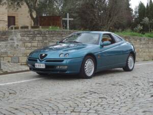 Immagine 1/27 di Alfa Romeo GTV 2.0 V6 Turbo (1998)