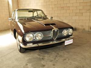 Bild 1/21 von Alfa Romeo 2600 Sprint (1965)