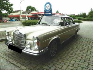 Image 8/59 de Mercedes-Benz 280 SE (1969)