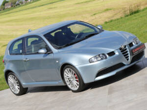 Bild 9/50 von Alfa Romeo 147 3.2 GTA (2005)