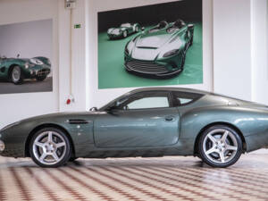 Image 3/26 of Aston Martin DB 7 Zagato (2004)