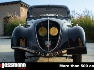 Image 6/15 of Peugeot 203 (1949)