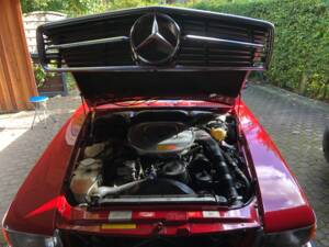 Image 37/57 de Mercedes-Benz 560 SL (1989)