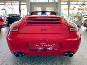 Bild 6/19 von Porsche 911 Carrera S (2006)