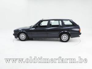 Imagen 8/15 de BMW 325i Touring (1988)