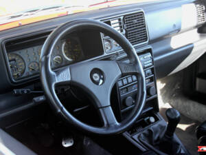 Bild 14/30 von Lancia Delta HF Integrale Evoluzione I (1991)