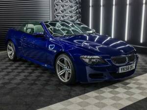 Bild 24/50 von BMW M6 (2008)