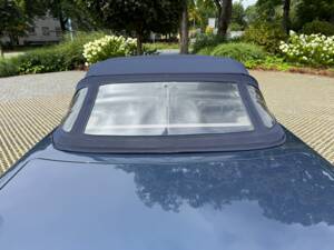 Image 27/30 of Mercedes-Benz 560 SL (1987)