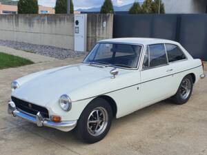 Image 4/33 de MG MGB GT (1971)