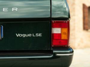 Image 22/50 de Land Rover Range Rover Vogue LSE (1994)