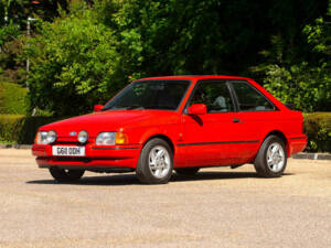 Image 19/50 of Ford Escort IV XR3i (1989)