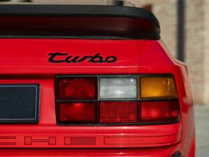 Image 29/50 de Porsche 944 Turbo S (1988)