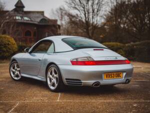 Image 3/8 of Porsche 911 Carrera 4S (2003)