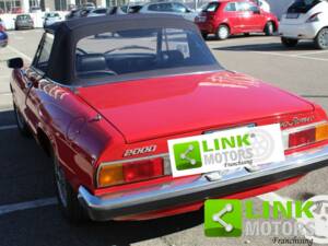 Bild 5/10 von Alfa Romeo 2000 Spider Veloce (1980)