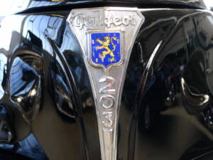 Bild 10/50 von Peugeot 203 C (1955)