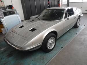 Bild 13/50 von Maserati Indy 4900 (1973)