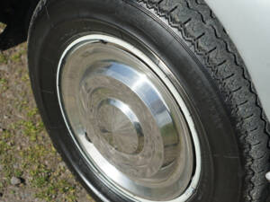 Image 16/24 of Citroën DS 23 IE (1975)