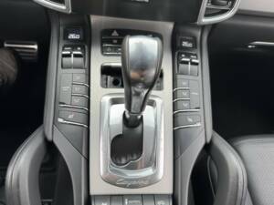 Bild 18/63 von Porsche Cayenne Turbo (2010)