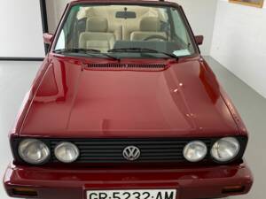 Afbeelding 2/11 van Volkswagen Golf Mk I Convertible 1.8 (1990)