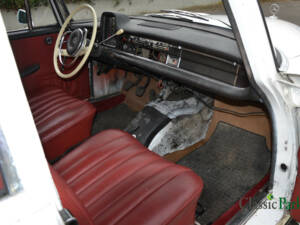 Bild 23/47 von Mercedes-Benz 190 Db (1963)