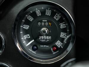 Afbeelding 10/50 van Aston Martin DB 6 (1967)