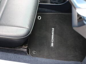Bild 22/51 von Porsche 911 Carrera 3.2 (1984)