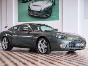 Image 2/26 of Aston Martin DB 7 Zagato (2004)