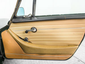 Image 33/50 of Volvo 1800 E (1971)