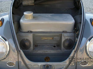 Imagen 12/50 de Volkswagen Maggiolino 1200 Standard &quot;Ovali&quot; (1955)