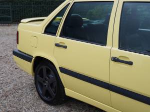 Image 38/50 of Volvo 850 T-5R (1995)