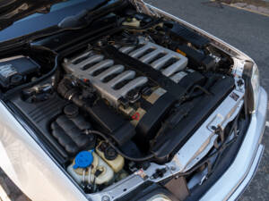 Bild 32/33 von Mercedes-Benz SL 600 (2002)