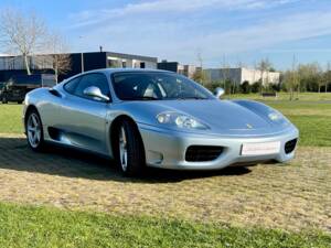 Immagine 4/31 di Ferrari 360 Modena (2000)