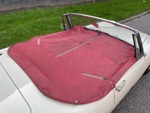 Image 17/22 of Austin-Healey Sprite Mk III (1966)