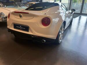 Image 3/12 de Alfa Romeo 4C (2018)