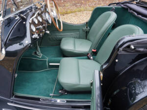 Image 7/50 de Jaguar SS 100 (1965)