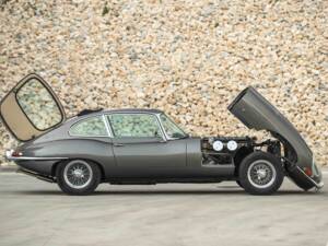 Immagine 22/88 di Jaguar E-Type (2+2) (1968)