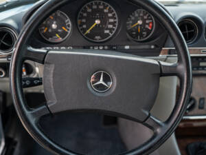Image 27/40 of Mercedes-Benz 300 SL (1987)