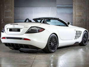 Image 8/34 of Mercedes-Benz SLR McLaren 722 S (2011)