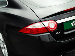 Image 9/33 of Jaguar XKR (2008)