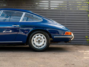 Image 6/42 of Porsche 912 (1967)