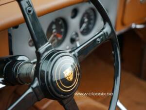 Image 12/15 of Jaguar XK 150 OTS (1958)