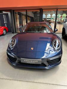 Image 6/14 of Porsche 911 Turbo S (2018)