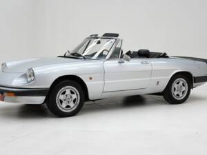 Imagen 1/15 de Alfa Romeo 2000 Spider (1984)